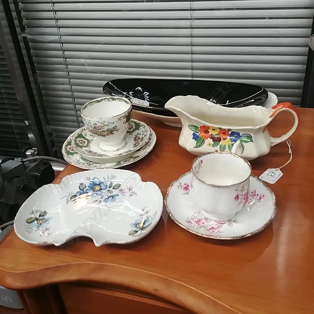 ASSORTED CHINA X 8 - OLD FOLEY, ROYAL ALBERT, KONNY KRAFT ETC Image 1++