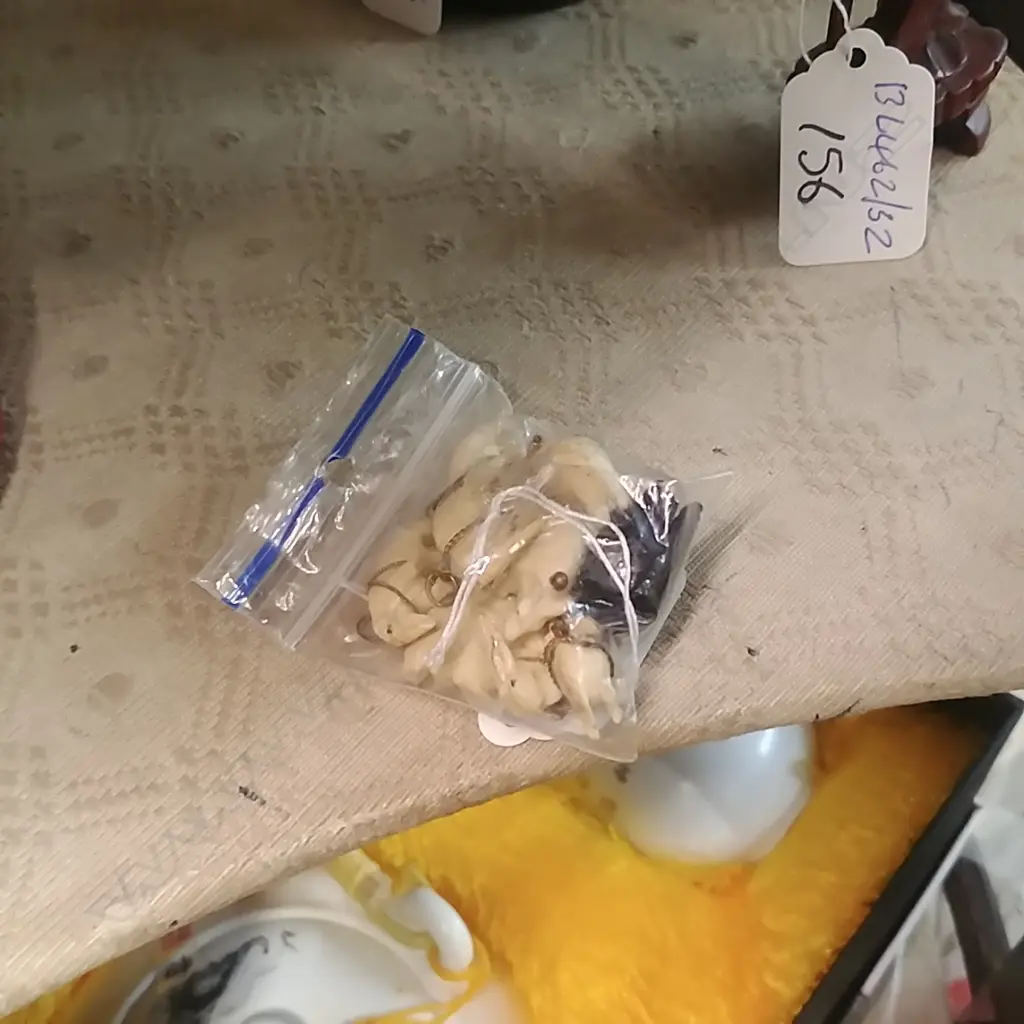 ASST MINIATURE ELEPHANTS Image 1++