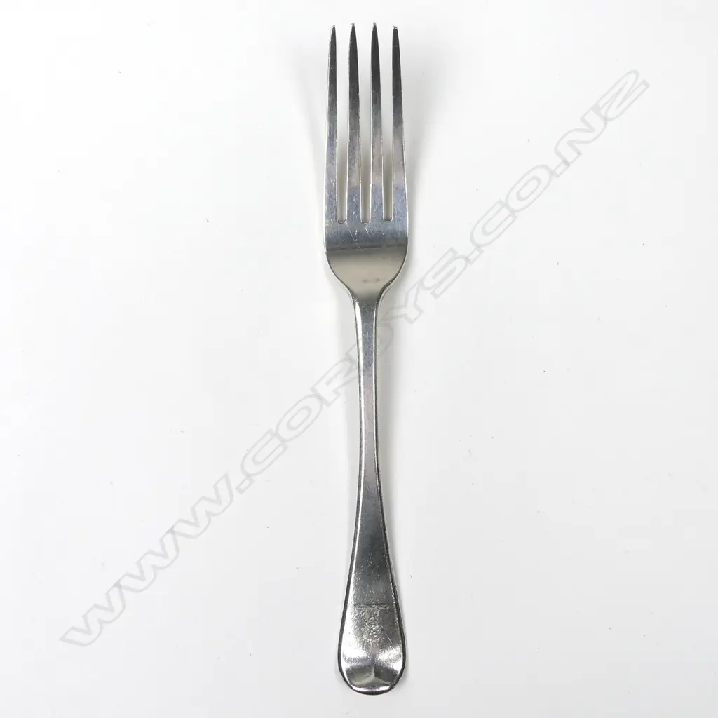 A George IV silver table fork Image 1++