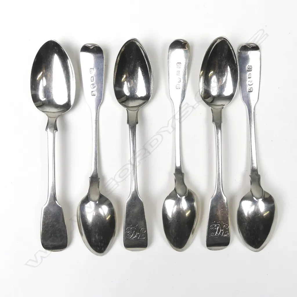 Six Victorian silver teaspoons Image 1++