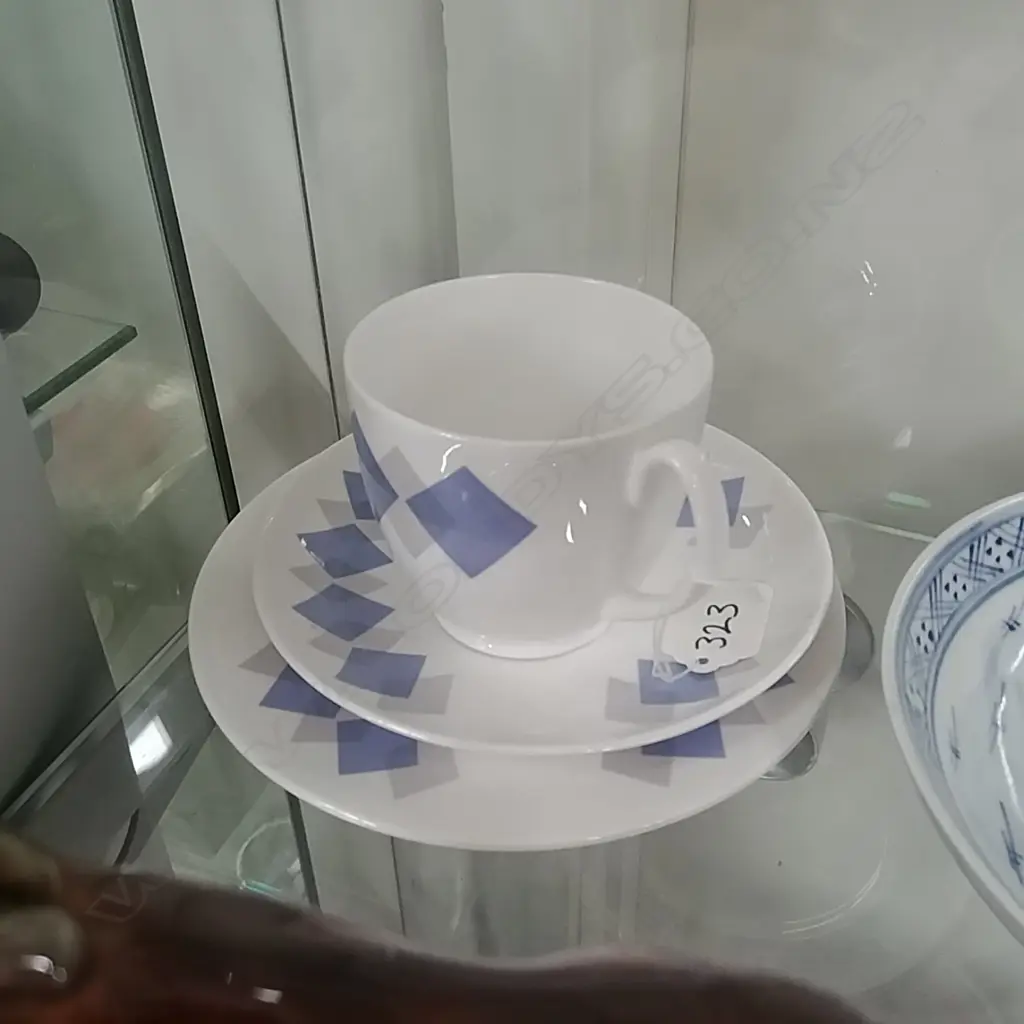 SHELLY - TRIO BLUE HARLEQUIN 14198 Image 1++