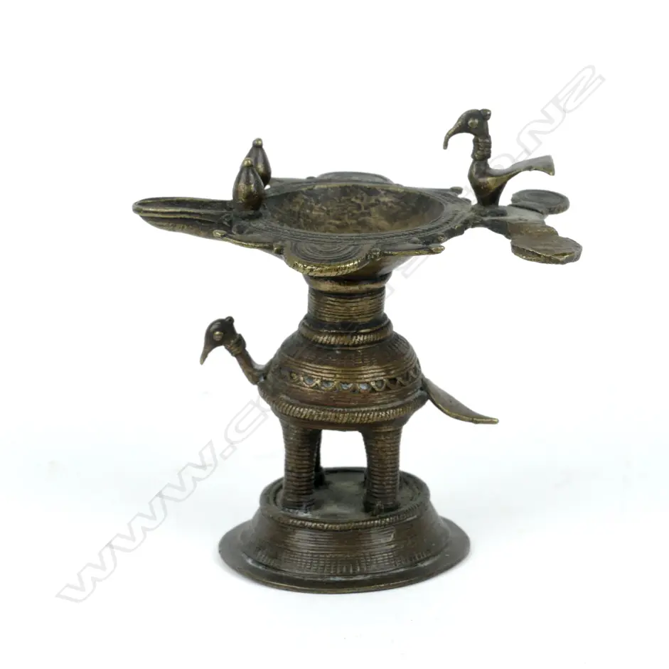 A bronze oil lamp Image 1++