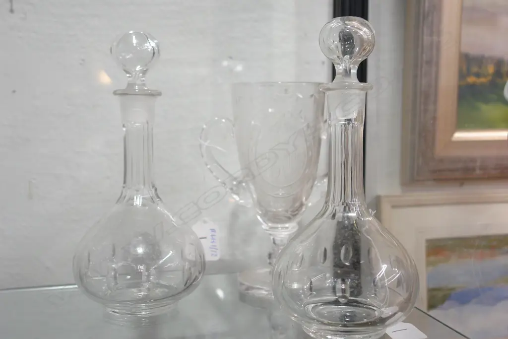 2 DECANTERS +GOBLET Image 1++