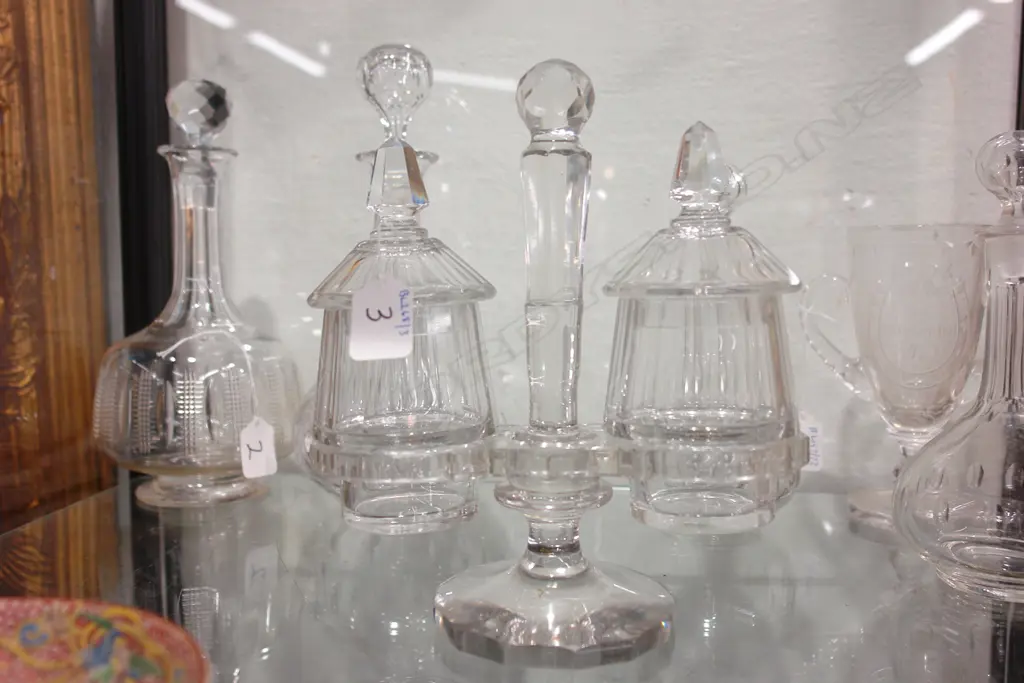 CUT GLASS CONDIMENT HOLDER Image 1++
