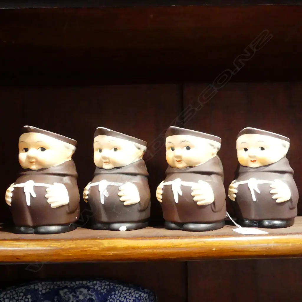 4 HUMMEL MONK JUGS Image 1++