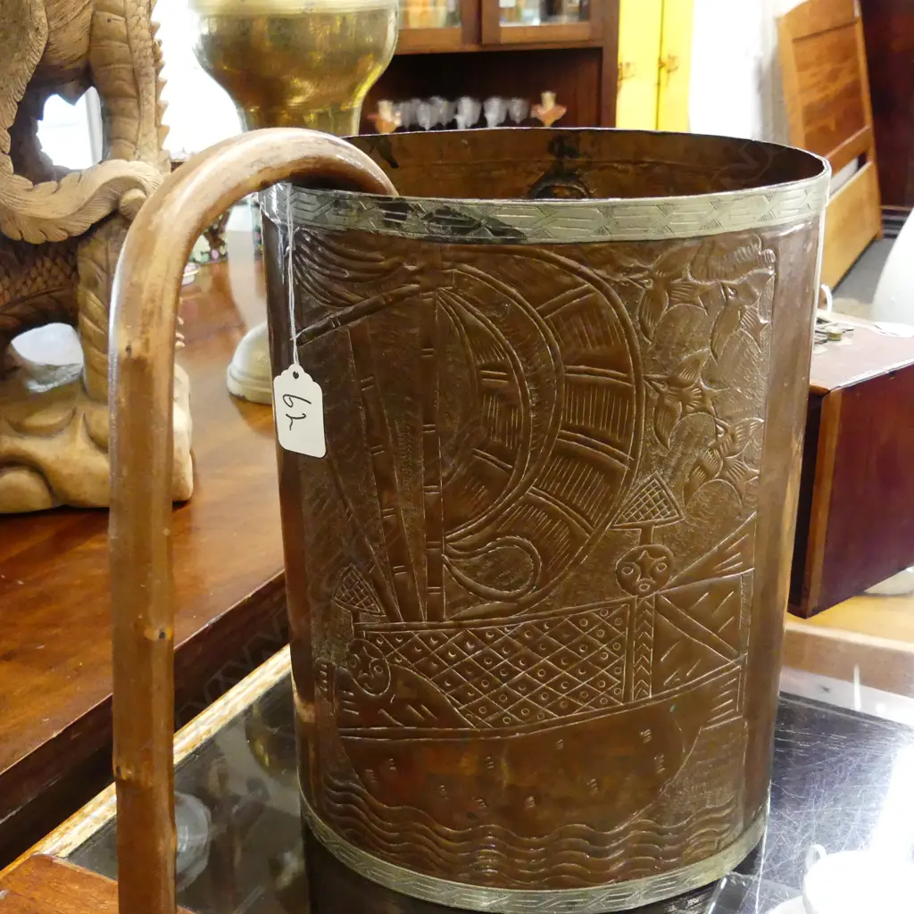 CANE AND COPPER BIN Image 1++