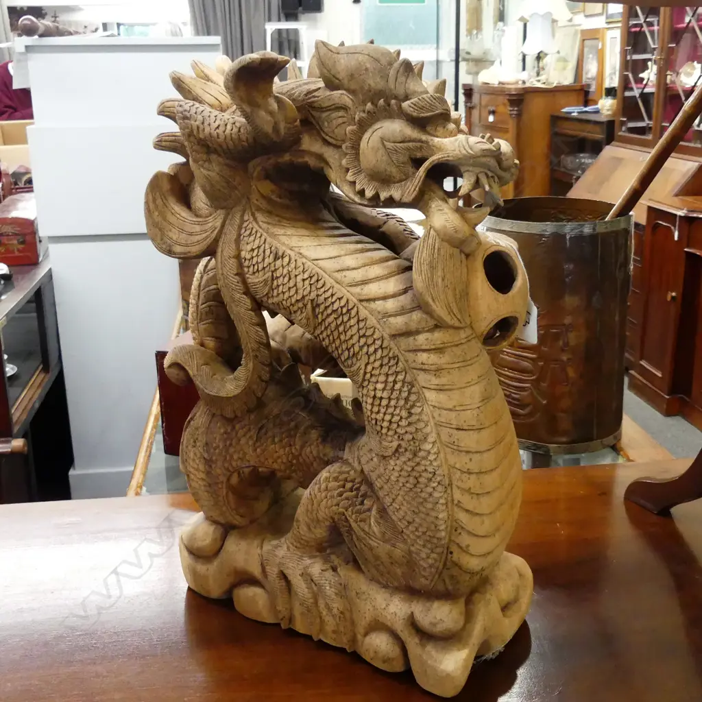 LARGE WOODEN DRAGON Image 1++