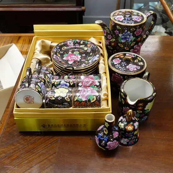 2 CHINESE TEA SETS
