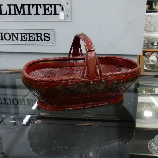 CHINESE BASKET