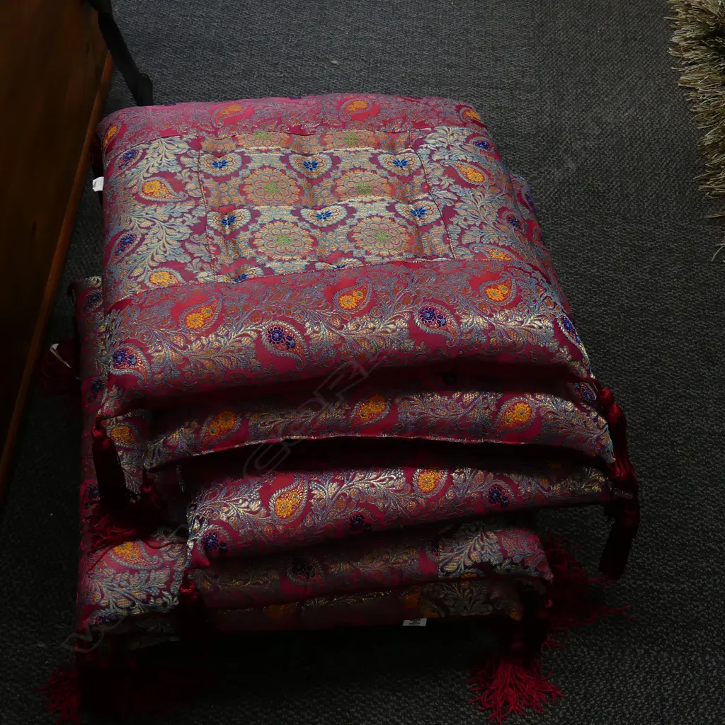 BOX OF CHINESE CUSHIONS Image 1++