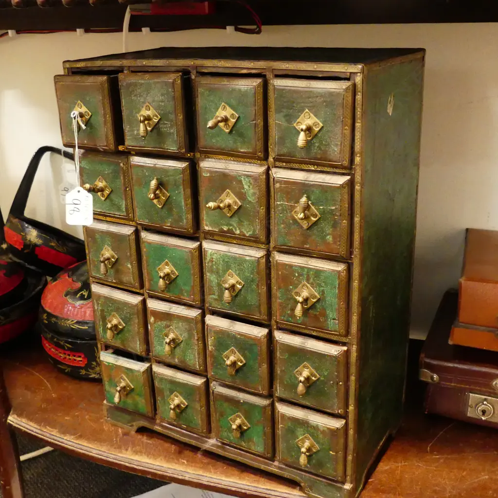 SML GREEN PAINTED APOTHECARY CABINET Image 1++