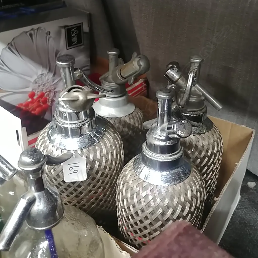 5 VINTAGE SODA SYPHONS Image 1++
