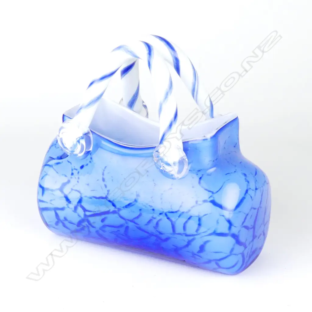 N.Z. glass artist unknown Image 1++
