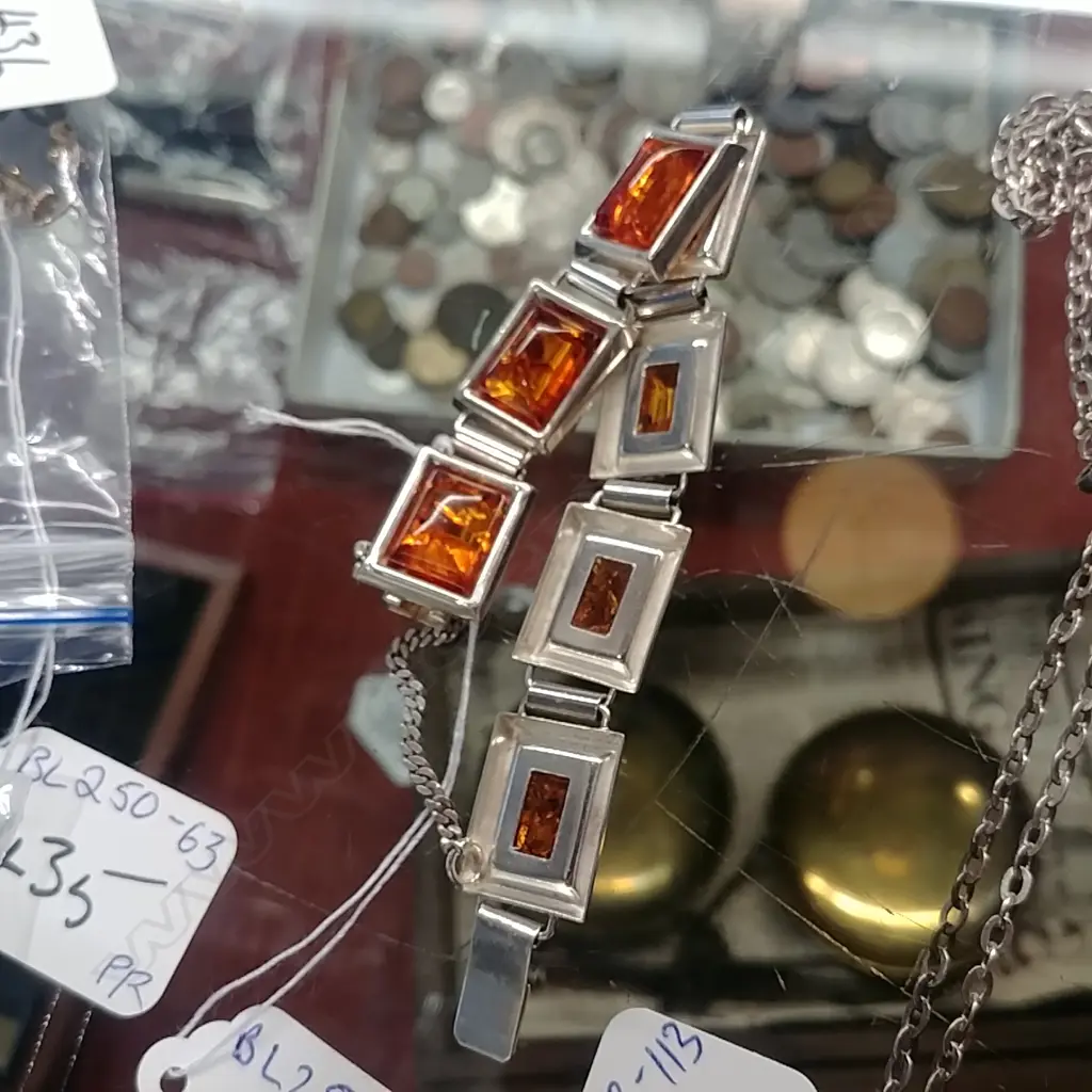 SILVER SILVER AND AMBER BRACELET Image 1++