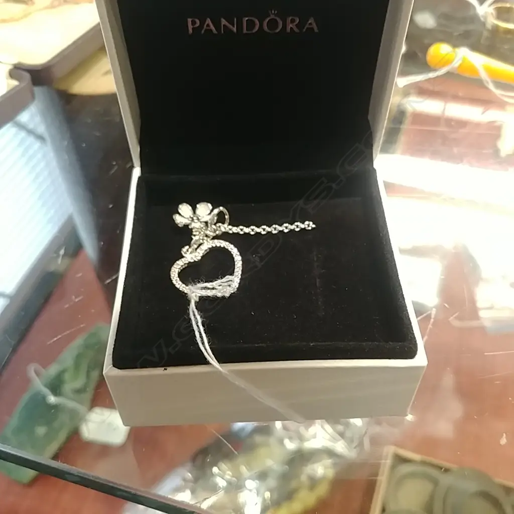 PANDORA SILVER HEART & FLOWER PENDANT Image 1++