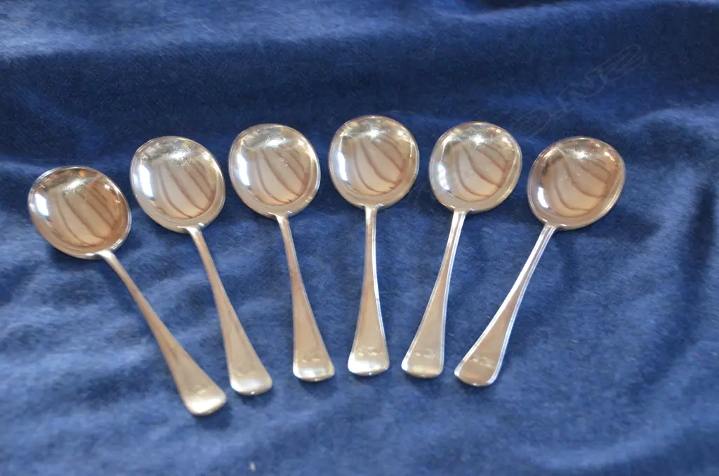 6 PRINCES PLATE SOUP SPOONS C1910 Image 1++