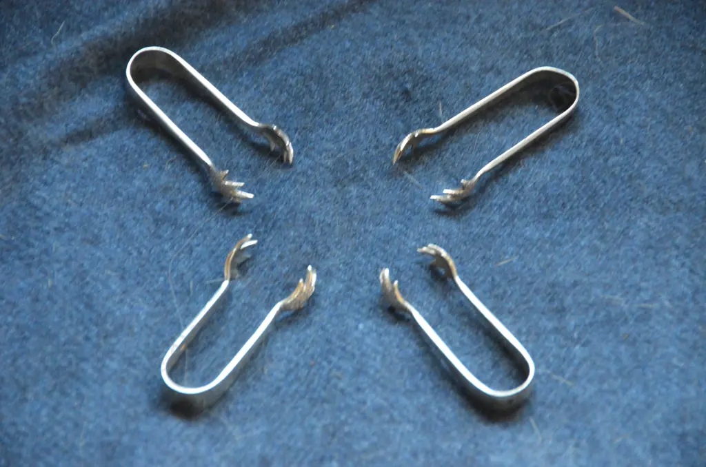 TWO PAIRS OF SILVER TONGS 1907 Image 1++