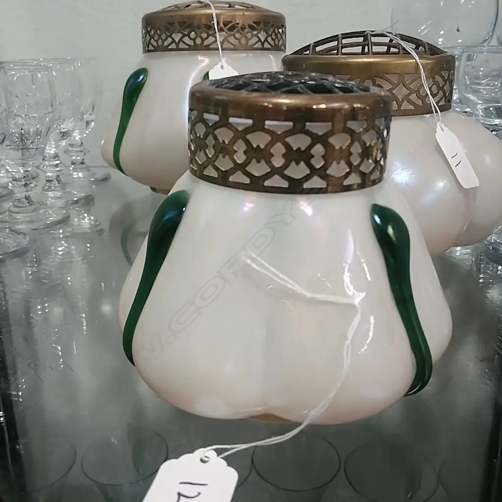 ART GLASS VASE Image 1++