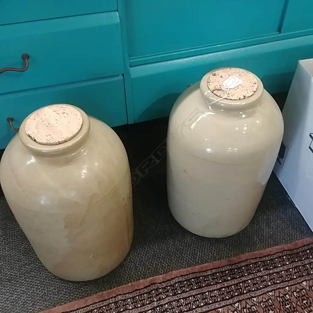 PR OF TIMARU POTTERIES CROCKS Image 1++