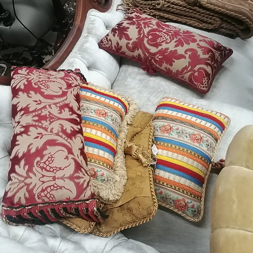 6 DESIGNER CUSHIONS BY KEVIN BERKAHN Image 1++