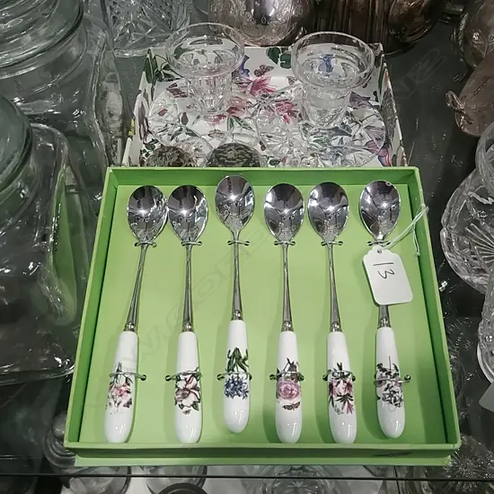 BOXED SPOON SET 3 CRYSTALS & PR CANDLESTICKS