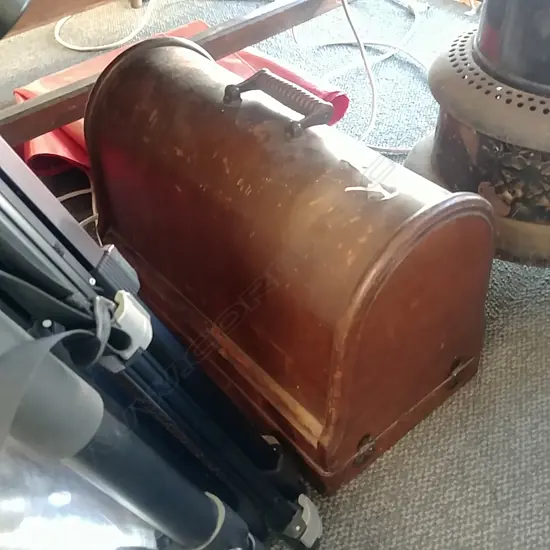 BOXED SEWING MACHINE