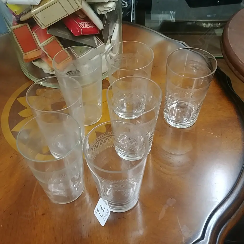 7 EDWARDIAN ETCHED GLASSES Image 1++