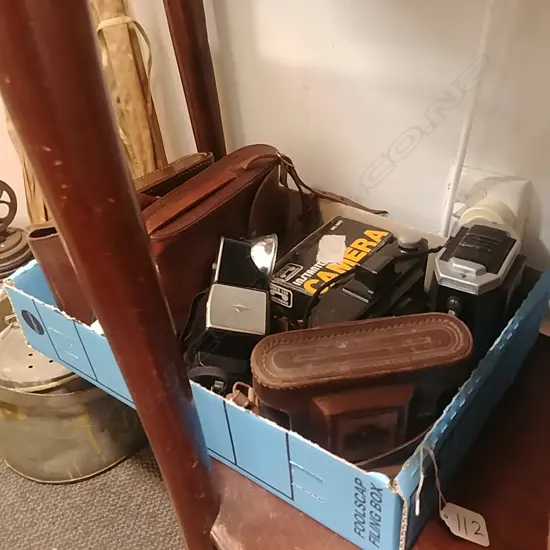 BOX VINTAGE CAMERAS