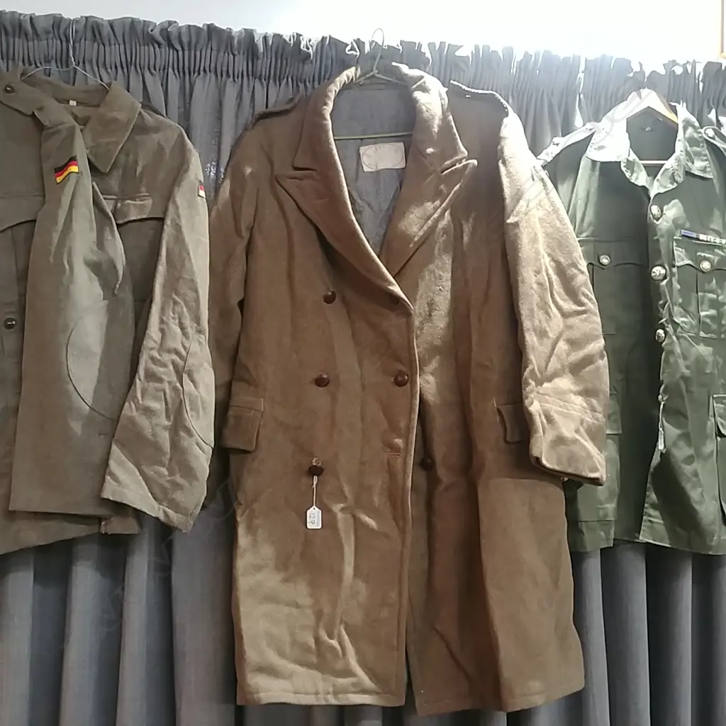 NZ ARMY GREATCOAT Image 1++