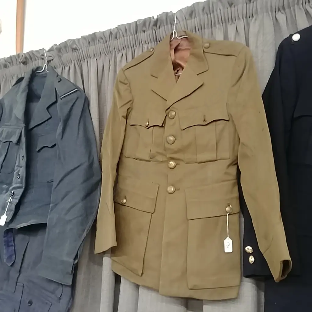 NZ AIRFORCE UNIFORM Image 1++