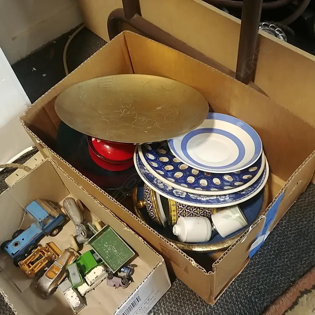 LOT ASST CHINA/BRASS/ETC Image 1++
