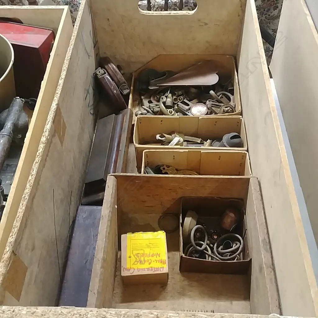 BOX BRASS FITTINGS SHARPENING STONES, ETC. Image 1++
