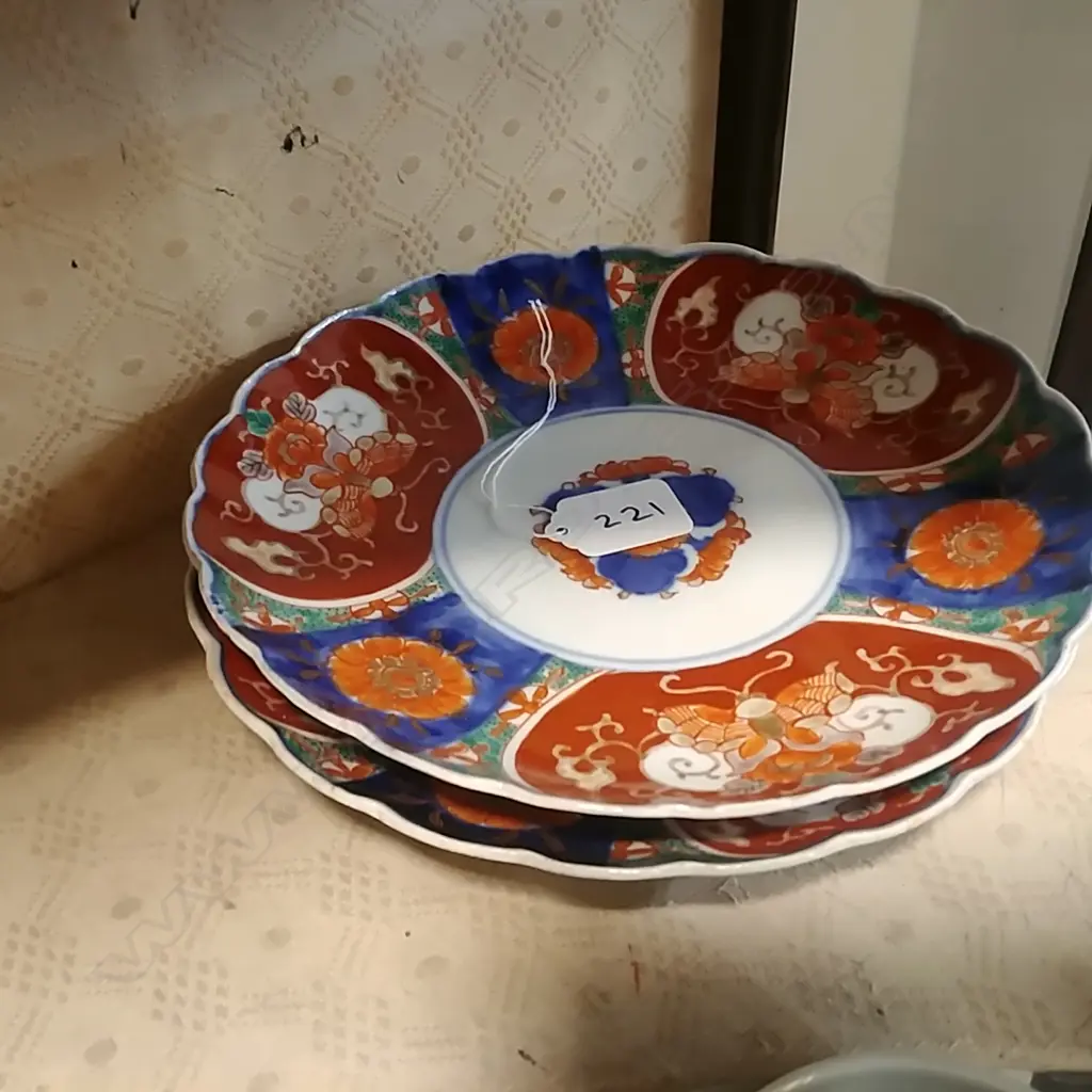 2 IMARI PLATES Image 1++