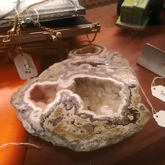 CUT POLISHED ROCK SPECIMEN