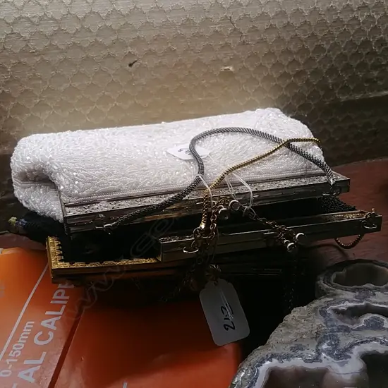 4 HANDBAGS