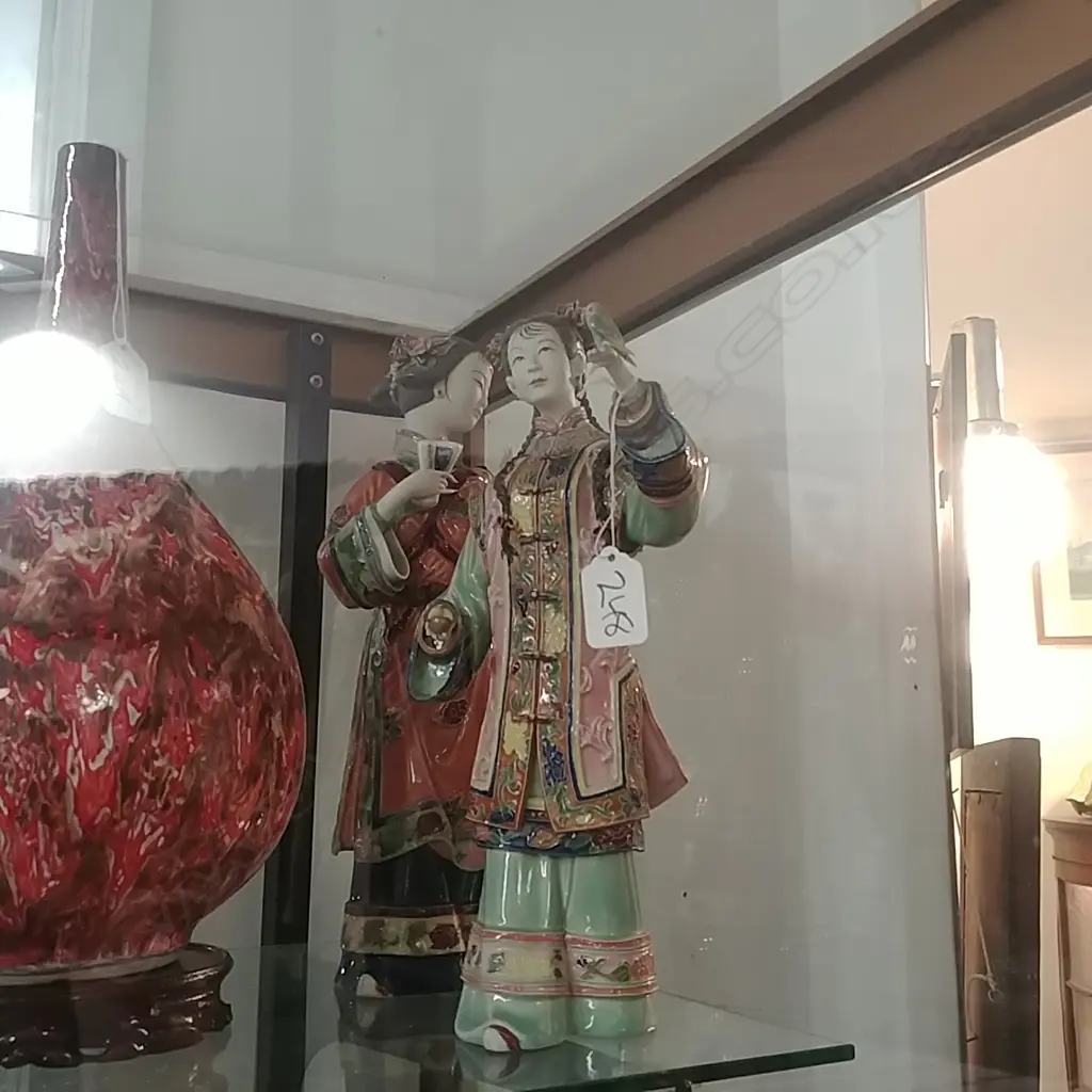 2 CERAMIC CHINESE FIGURES Image 1++
