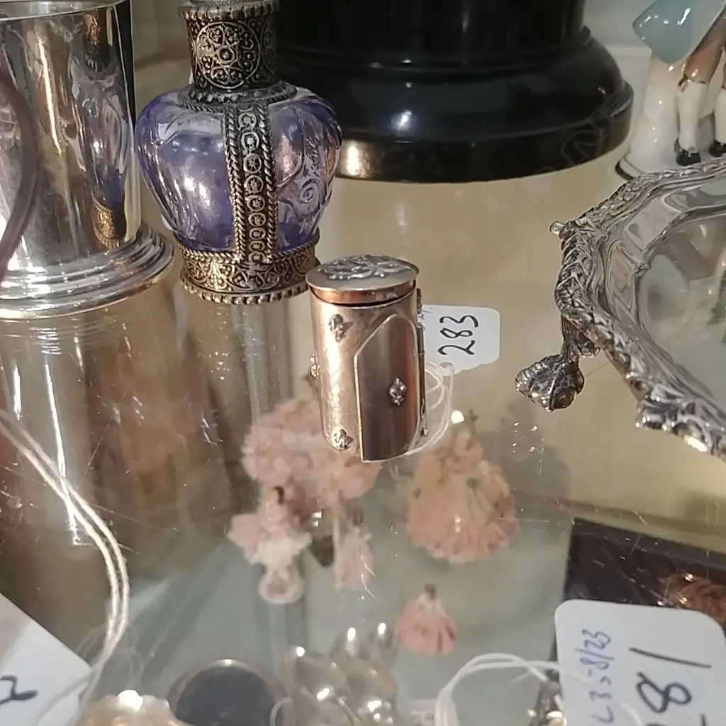 ANTIQUE SMALL RELIGIOUS CONTAINER, HIDDEN MADONNA  Image 1++