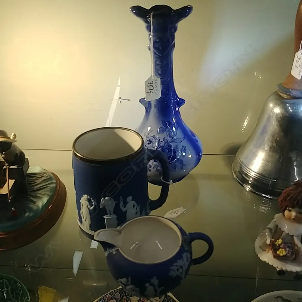W/WOOD JUG/STG RIMMED TANKARD+B+W VASE Image 1++