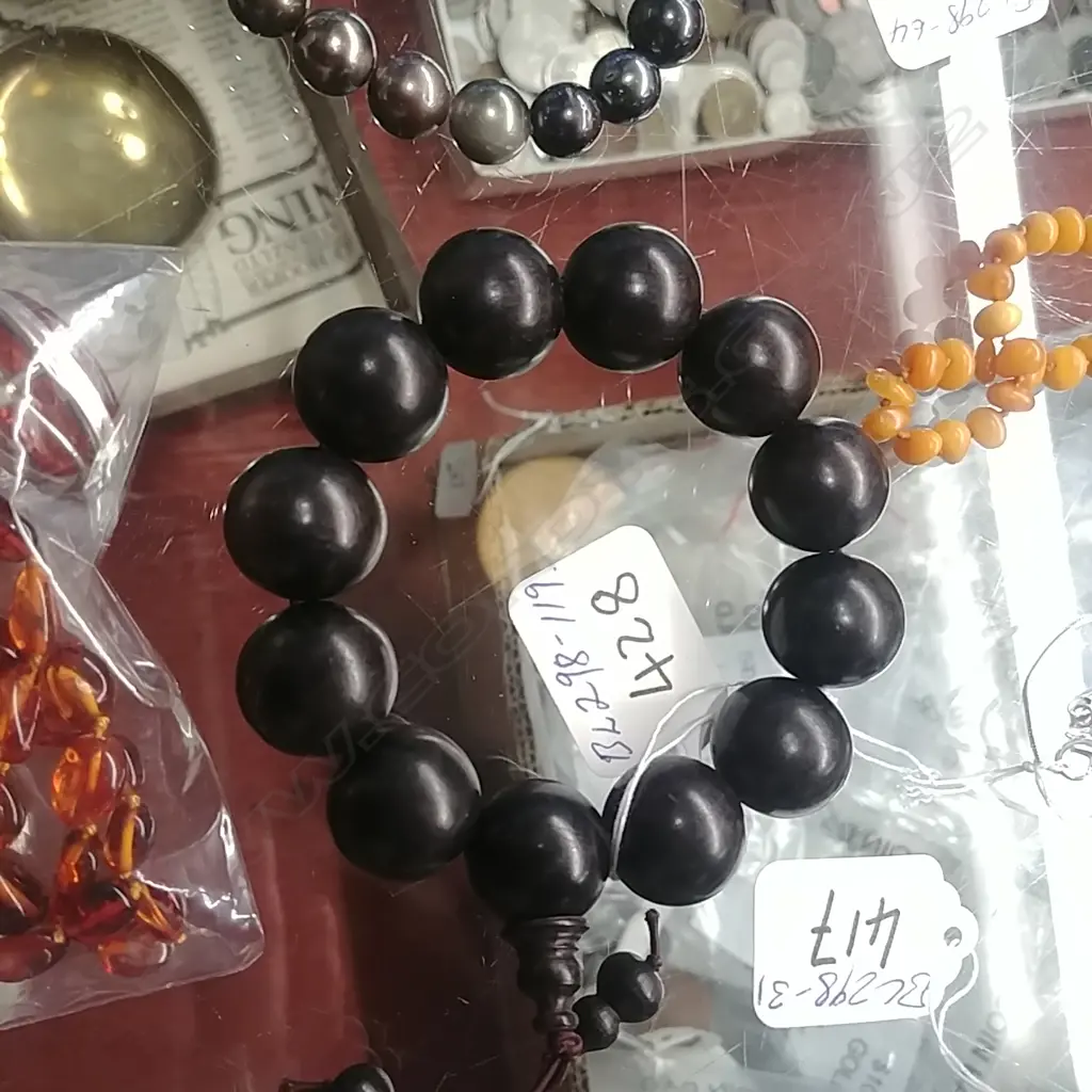 CHINESE HARDWOOD BUDDHIST BRACELET 12 LGE BEADS Image 1++