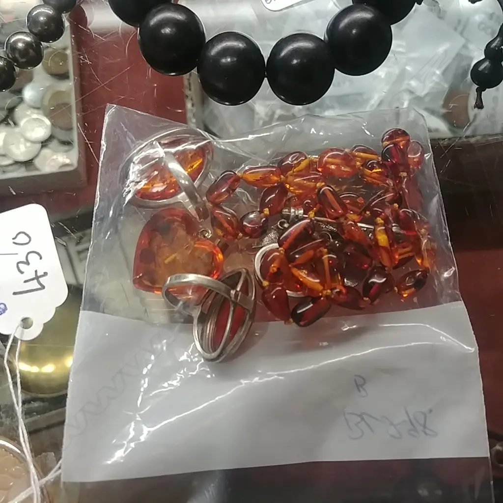 COLLECTION TRANSPARENT AMBER JEWELLERY Image 1++