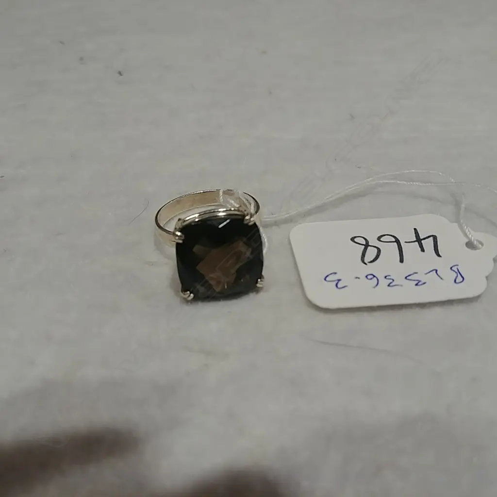 SMOKEY TOPAZ AND SILVER RING Image 1++