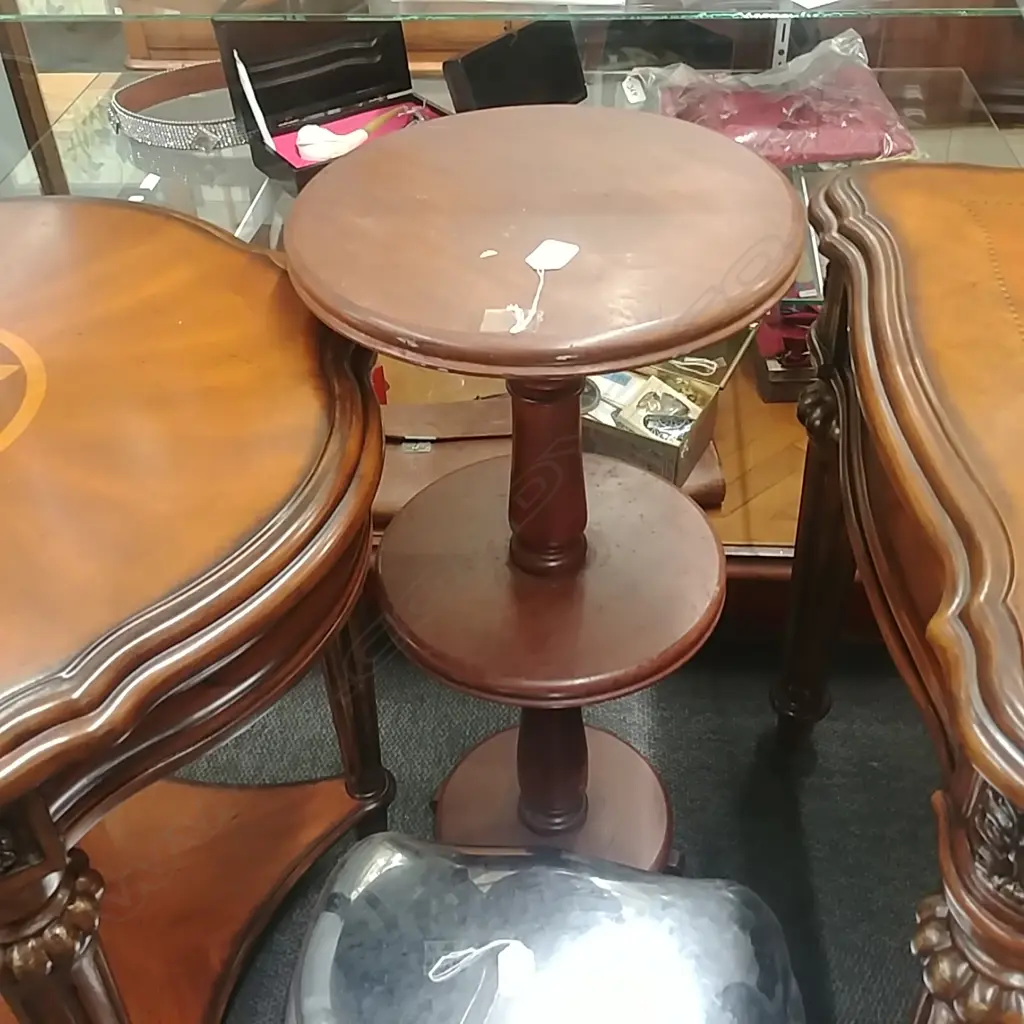 MAHOGANY 2 TIER SIDE TABLE Image 1++