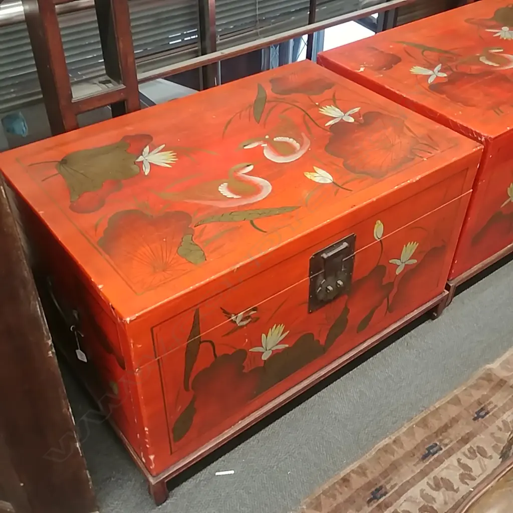 RED LACQUER CHEST ON STAND Image 1++