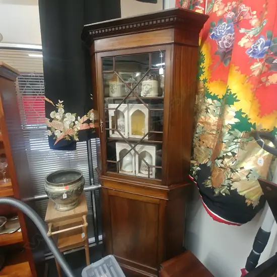 MAHOGANY CORNER CABINET