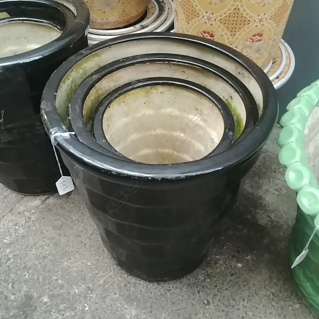 3 GRADUATED BLACK PLANT POTS Image 1++