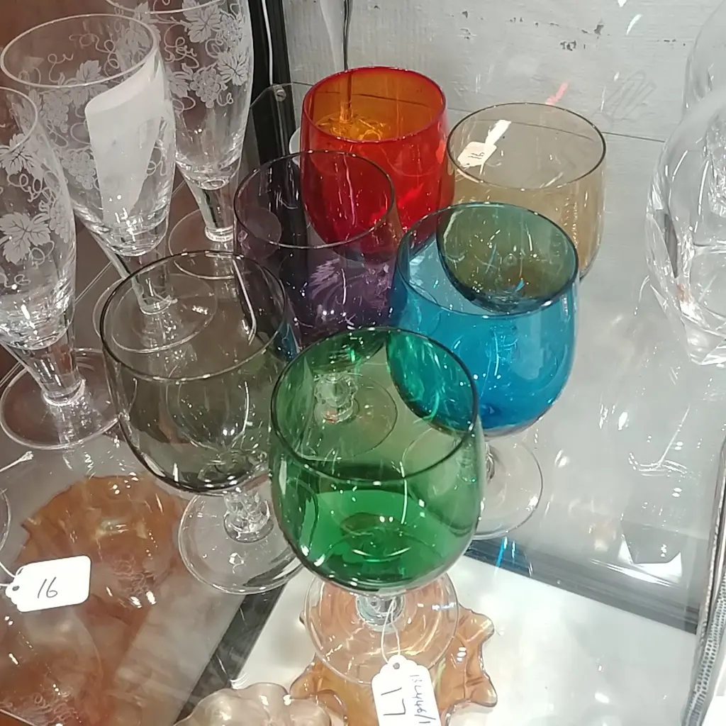 6 SASAKI COLOURED CRYSTAL GLASSES Image 1++