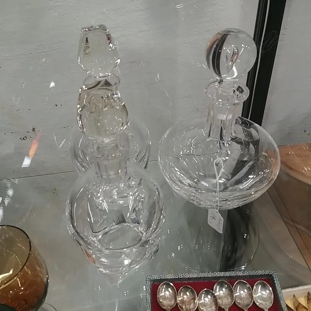 PR GLASS DECANTER +  1 OTHER Image 1++