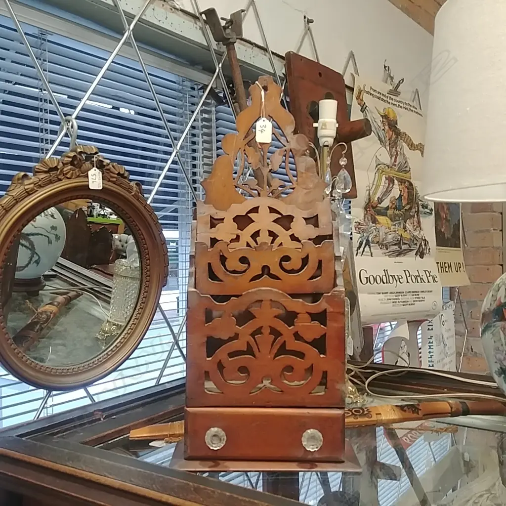 19C COLONIAL LETTER STAND  Image 1++