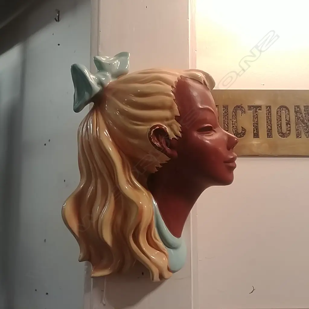 WEST GERMAN WOMAN'S HEAD Image 1++