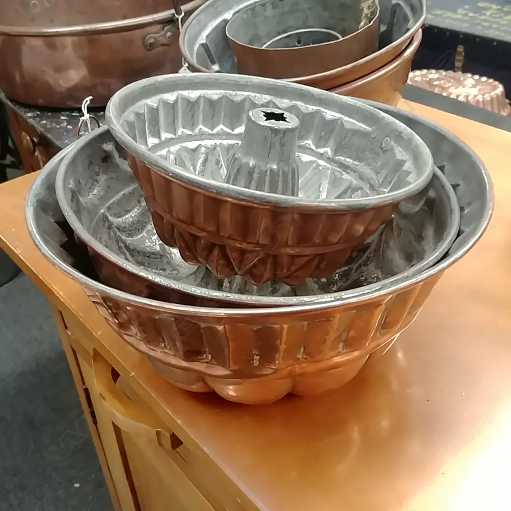 3 COPPER JELLY MOULDS Image 1++
